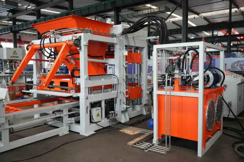 QT10 block molding machine